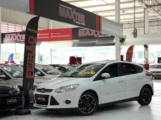 FORD FOCUS 1.6 S 16V FLEX 4P MANUAL